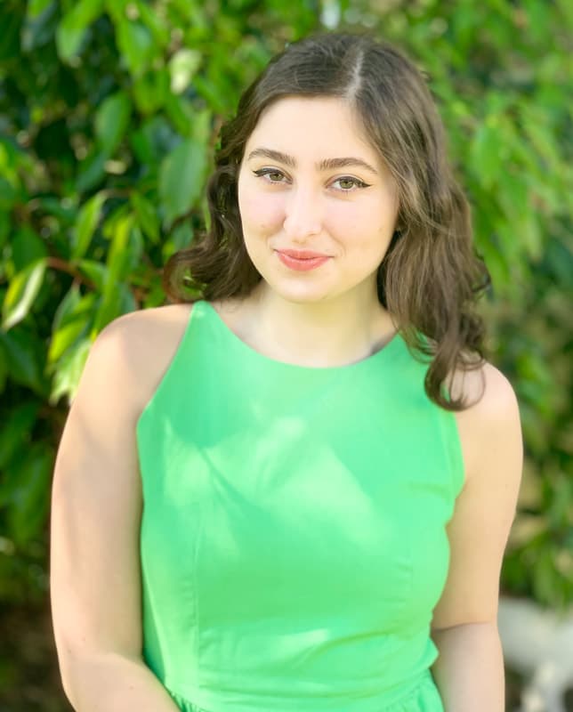 Hosanna Gordon, Piano teacher in Beverly Hills